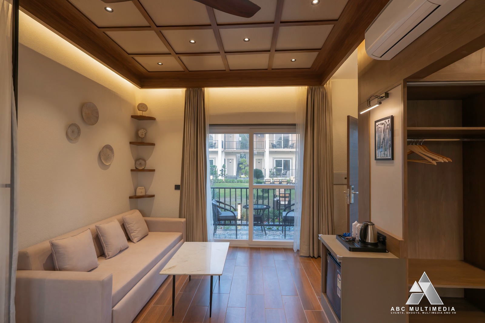 Suite interior